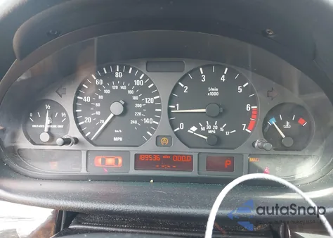 2002 BMW 325I z USA, uszkodzony, nr VIN WBAET374X2NG70829